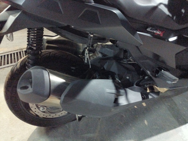 Recambio de guardabarros trasero para bmw c c 400 x referencia OEM IAM   