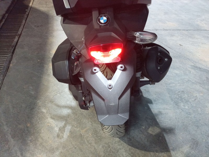 Recambio de piloto trasero central para bmw c c 400 x referencia OEM IAM   