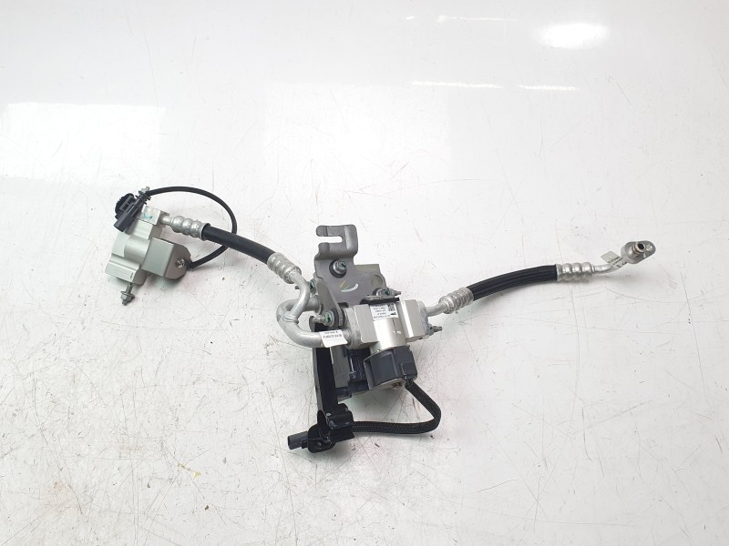 Recambio de tubos aire acondicionado para citroën c4 berlina e-feel pack referencia OEM IAM T706841 T588455A1 , T691046B 