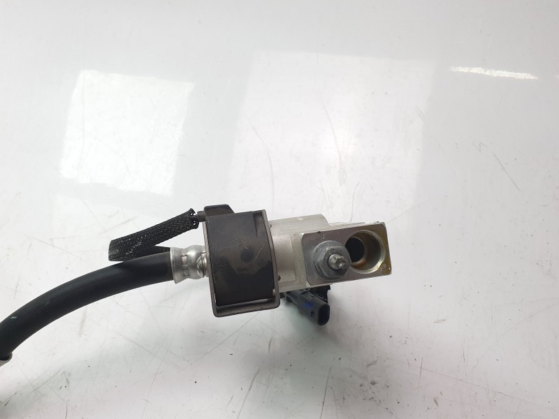 Recambio de tubos aire acondicionado para citroën c4 berlina e-feel pack referencia OEM IAM T706841 T588455A1 , T691046B 