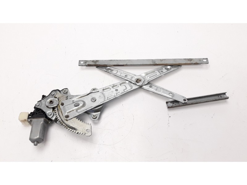 Recambio de elevalunas trasero derecho para nissan x-trail (t32) 1.6 dci turbodiesel cat referencia OEM IAM 827301BA0A  