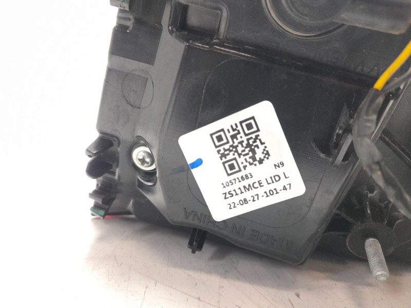 Recambio de piloto trasero izquierdo interior para mg mg zs suv (azs1) 1.5 vti referencia OEM IAM 10571683  