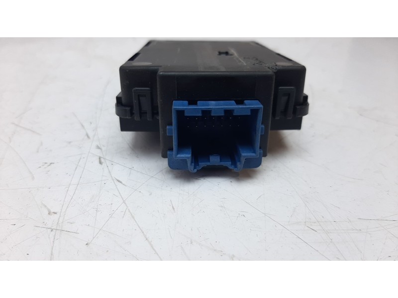 Recambio de modulo electronico para opel insignia country tourer 2.0 16v cdti referencia OEM IAM 22928962  