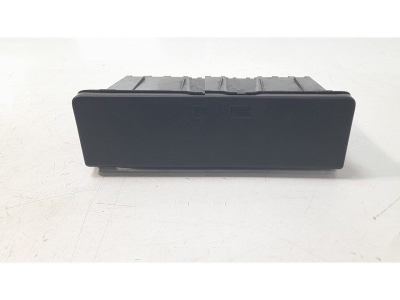 Recambio de guantera para nissan 350 z (z33) 3.5 v6 cat referencia OEM IAM 79970CD000  