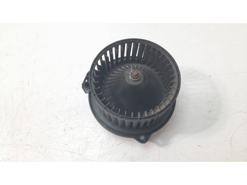 Recambio de ventilador calefaccion para mazda mx-5 (04.2015>) 1.5 16v cat referencia OEM IAM T951715A  