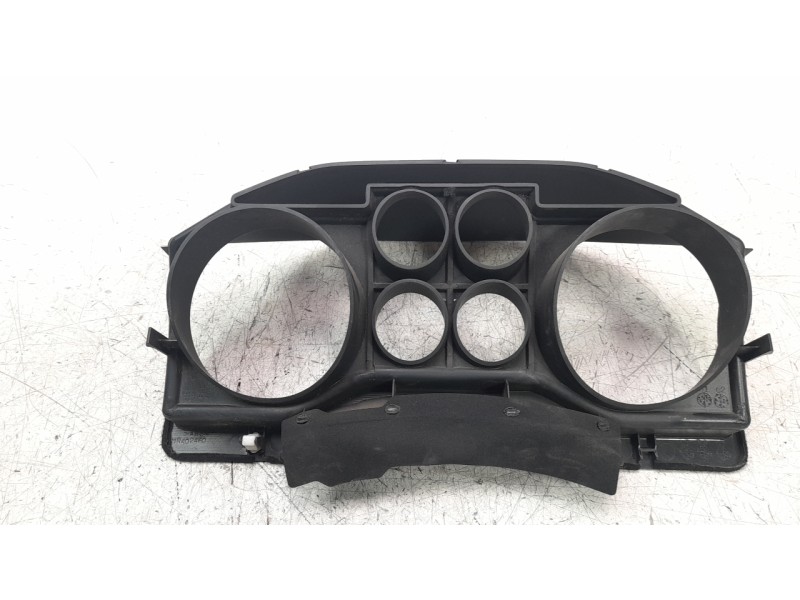 Recambio de moldura para mitsubishi montero (v60/v70) 3.2 di-d cat referencia OEM IAM MR402460  