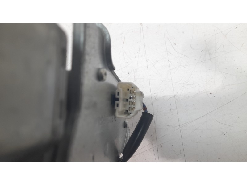 Recambio de motor limpia trasero para nissan 350 z (z33) 3.5 v6 cat referencia OEM IAM 28710CD000  