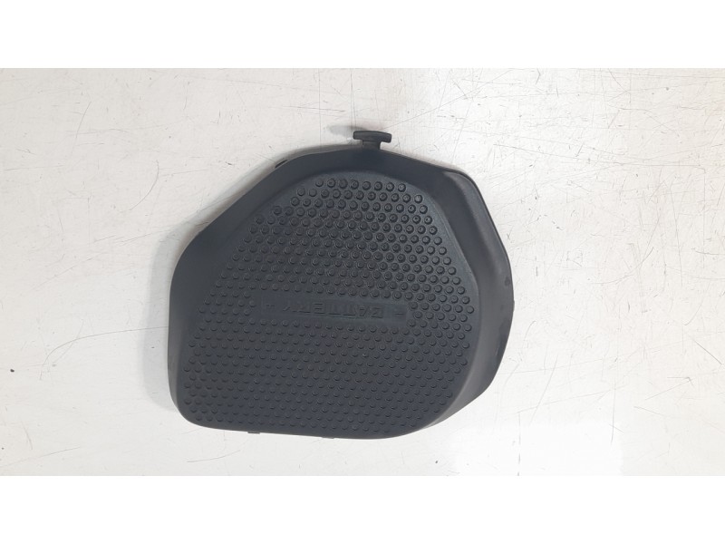 Recambio de moldura para nissan 350 z (z33) 3.5 v6 cat referencia OEM IAM 65278CD000  