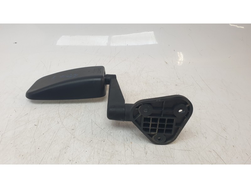 Recambio de retrovisor izquierdo para invicta metro pick up electrico referencia OEM IAM   