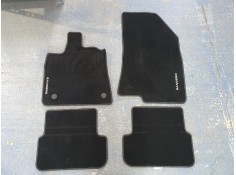 Recambio de juego alfombrillas para dacia sandero iii 1.0 tce 90 eco-g referencia OEM IAM 749026910R  