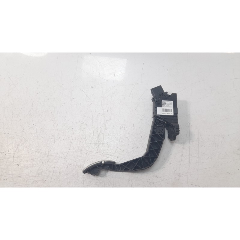 Recambio de potenciometro pedal para opel corsa f (p2jo) 1.2 (68) referencia OEM IAM 9837891880  