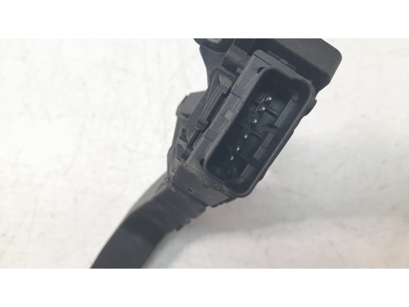 Recambio de potenciometro pedal para opel corsa f (p2jo) 1.2 (68) referencia OEM IAM 9837891880  
