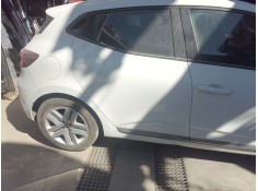 PUERTA TRASERA DERECHA 821008513R 