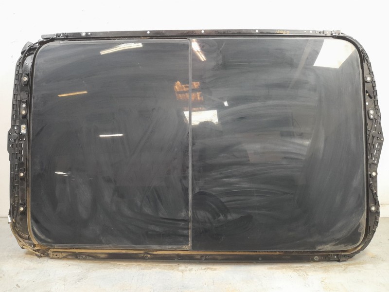 Recambio de techo electrico para mg zs luxury referencia OEM IAM 10302319  