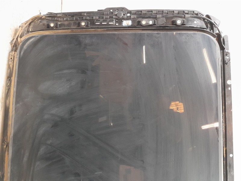 Recambio de techo electrico para mg zs luxury referencia OEM IAM 10302319  