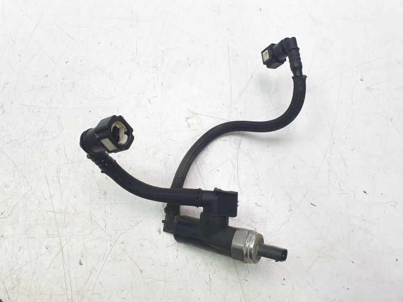 Recambio de sensor para peugeot rifter 1.5 bluehdi 100 referencia OEM IAM 9828711180  