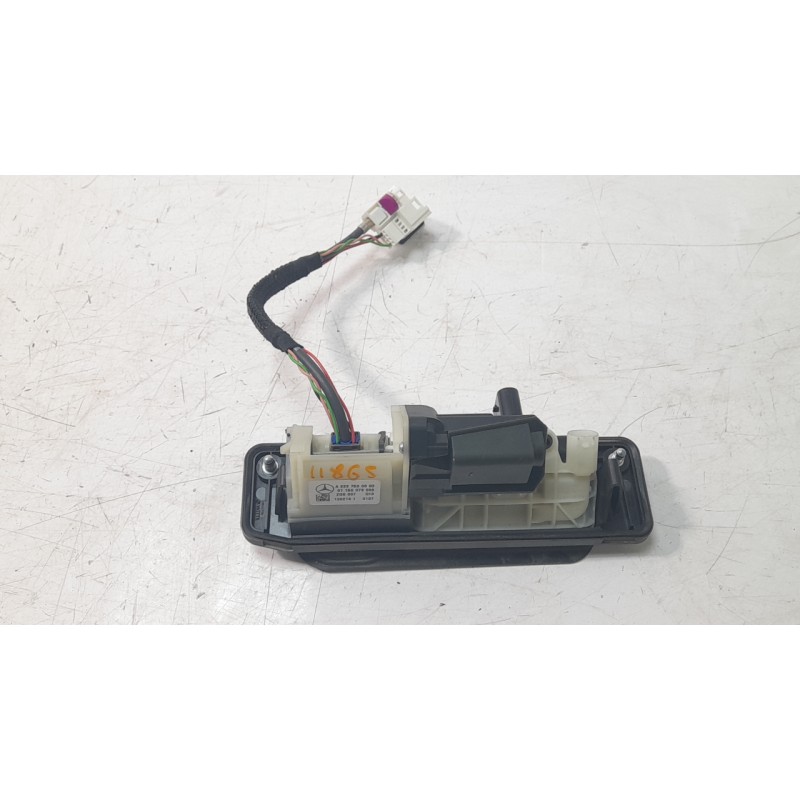 Recambio de maneta exterior maletero / porton para mercedes-benz clase cla (w117) cla 200 cdi (117.308) referencia OEM IAM 22275