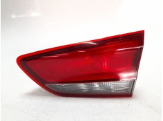 Recambio de piloto trasero derecho interior para hyundai i30 (pd) 1.4 cat referencia OEM IAM 92404G4000  