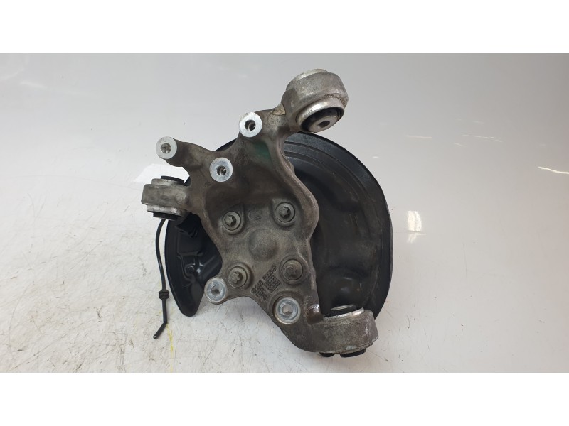 Recambio de mangueta trasera izquierda para mercedes-benz clase gla (w156) gla 200 cdi (156.908) referencia OEM IAM 2460306  