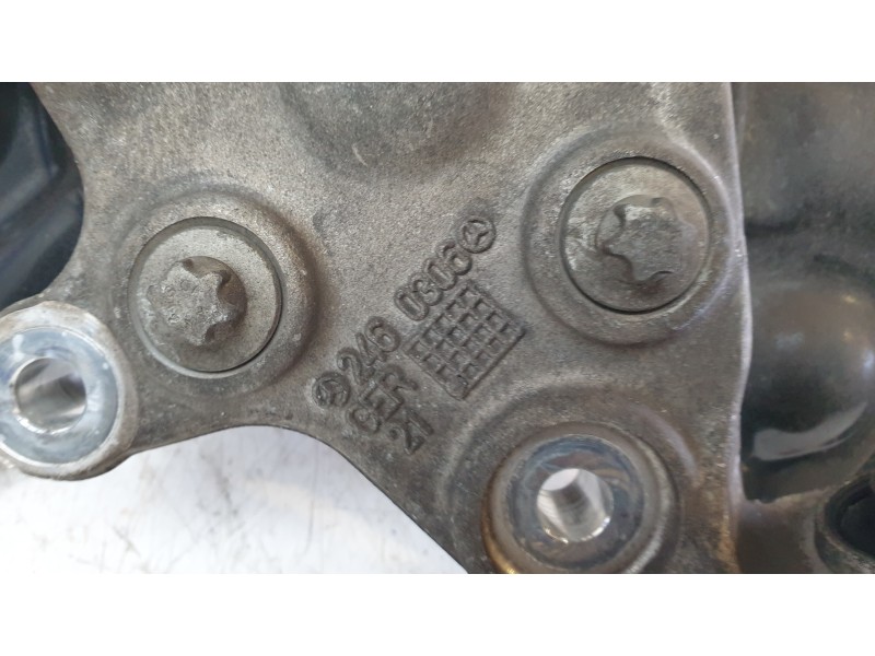 Recambio de mangueta trasera izquierda para mercedes-benz clase gla (w156) gla 200 cdi (156.908) referencia OEM IAM 2460306  