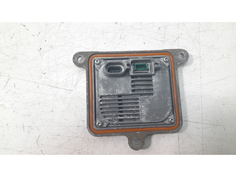 Recambio de centralita faros xenon para hyundai ix35 1.7 crdi cat referencia OEM IAM 35XT6SD3  