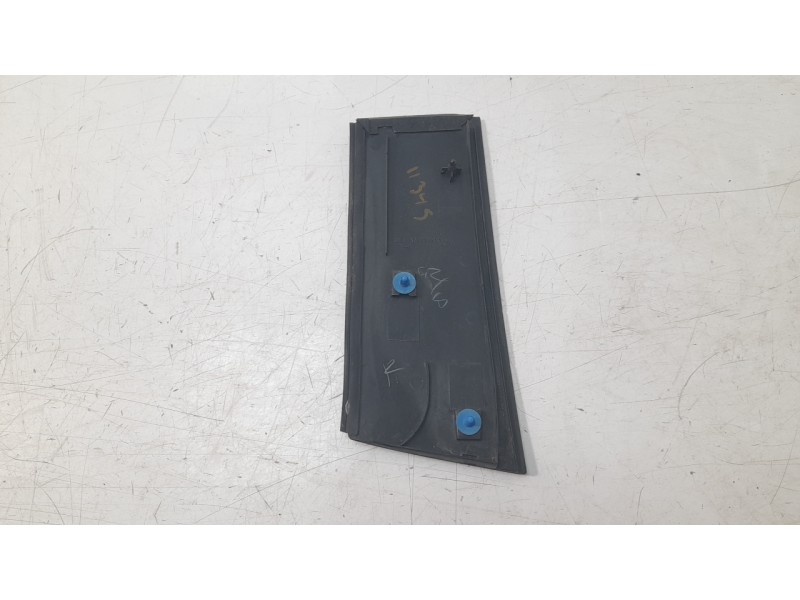 Recambio de moldura para nissan 350 z (z33) 3.5 v6 cat referencia OEM IAM 76891CD000  