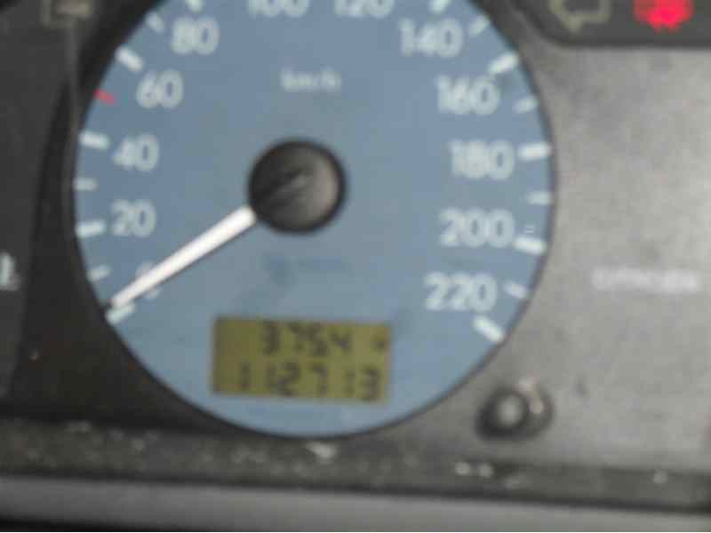 citroen xsara berlina del año 2001