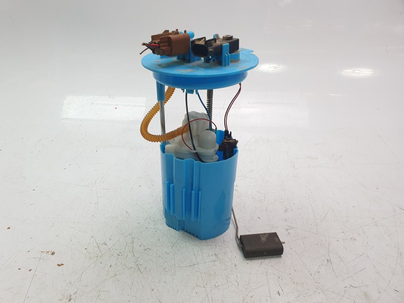Recambio de bomba combustible para mg zs luxury referencia OEM IAM 10232353  