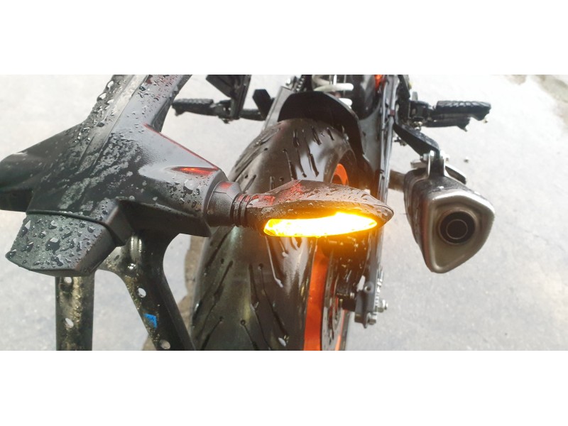 Recambio de piloto trasero derecho para ktm 125 duke 125 duke referencia OEM IAM 90514036100  