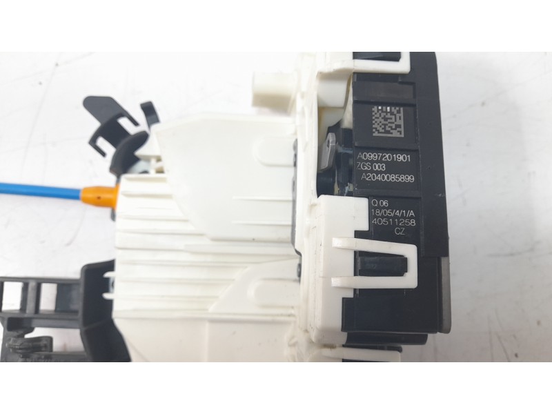 Recambio de cerradura puerta delantera izquierda para mercedes-benz clase cla (w117) cla 200 cdi (117.308) referencia OEM IAM A2