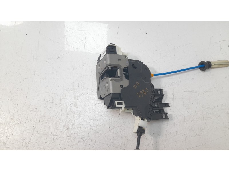 Recambio de cerradura puerta delantera izquierda para mercedes-benz clase cla (w117) cla 200 cdi (117.308) referencia OEM IAM A2