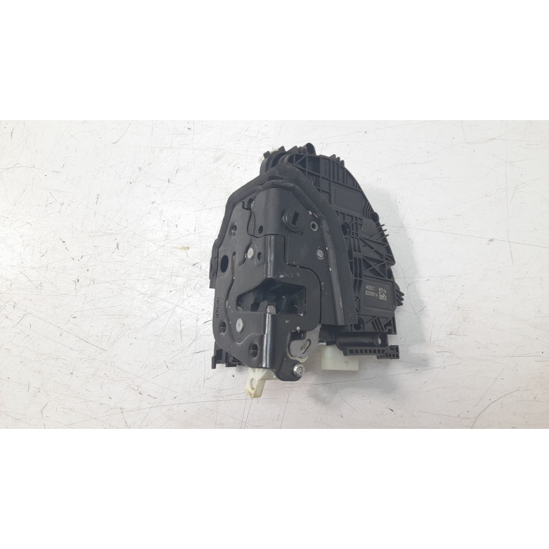 Recambio de cerradura puerta trasera izquierda para audi a4 b9 (8w2, 8wc) 2.0 tdi referencia OEM IAM 8X0839015G  