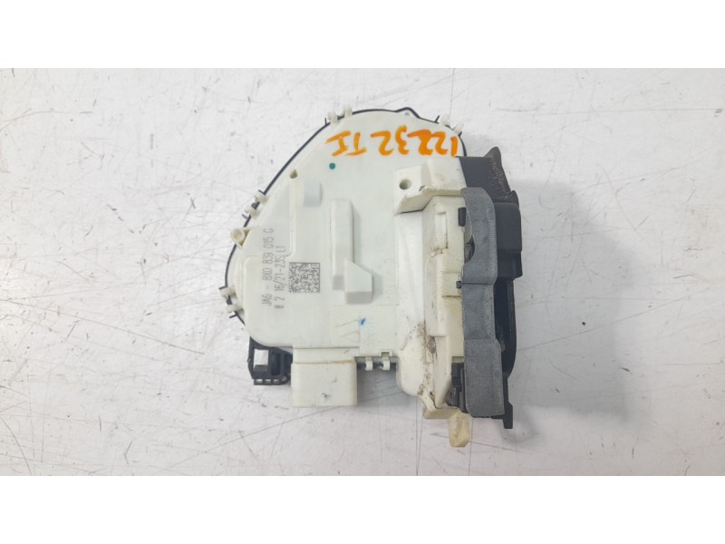 Recambio de cerradura puerta trasera izquierda para audi a4 b9 (8w2, 8wc) 2.0 tdi referencia OEM IAM 8X0839015G  