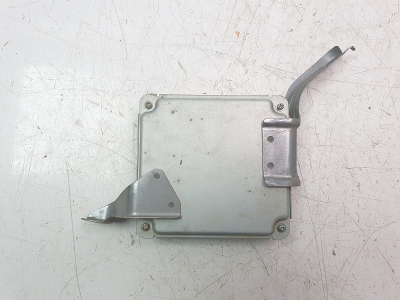 Recambio de modulo electronico para toyota hilux (kun) 3.0 turbodiesel referencia OEM IAM 8953071430  