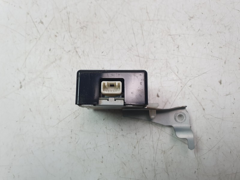 Recambio de modulo electronico para toyota hilux (kun) 3.0 turbodiesel referencia OEM IAM 897410K034  