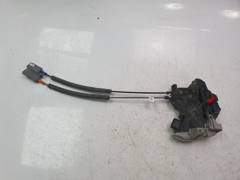 Recambio de cerradura puerta trasera derecha para hyundai kona (os, ose, osi) 1.0 t-gdi referencia OEM IAM 81420J9500  