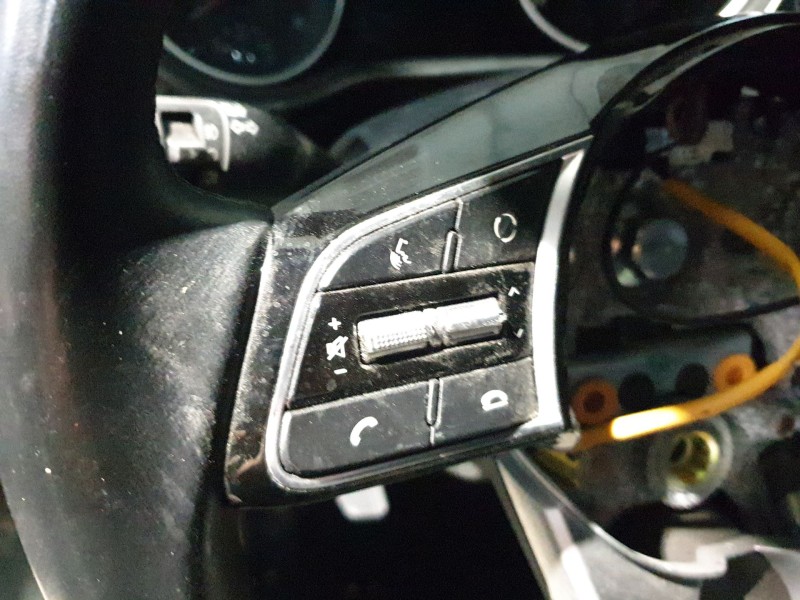 Recambio de volante para kia xceed (cd) 1.0 t-gdi referencia OEM IAM 56100J7840CEP  