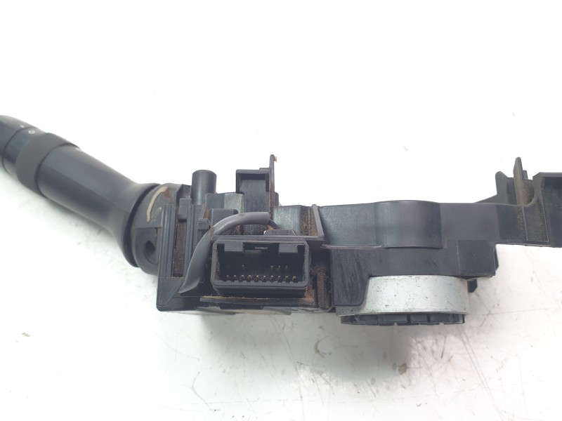 Recambio de mando luces para toyota hilux (kun) 3.0 turbodiesel referencia OEM IAM 17F066  