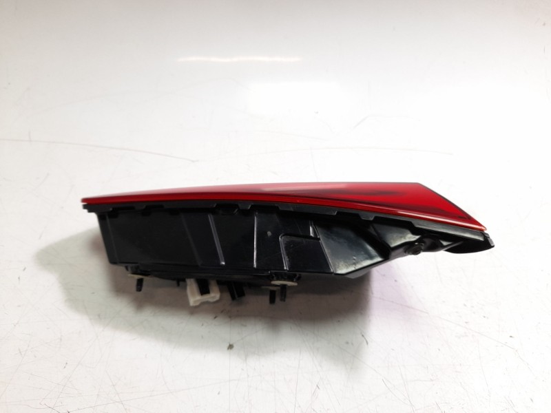 Recambio de piloto trasero izquierdo interior para kia xceed (cd) 1.0 t-gdi referencia OEM IAM 92403J7350  