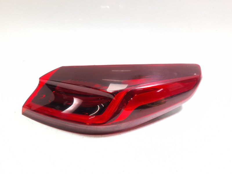 Recambio de piloto trasero derecho para kia xceed (cd) 1.0 t-gdi referencia OEM IAM 92402J7350  