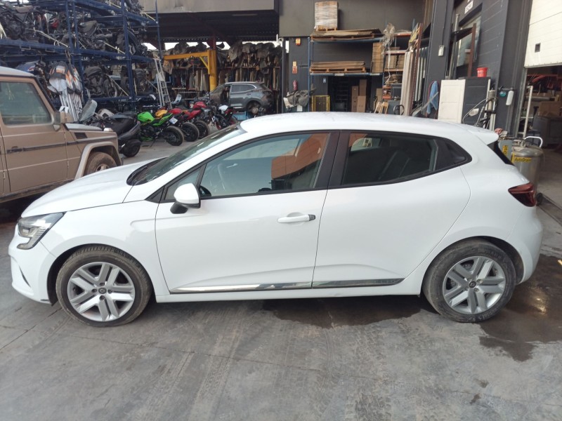 renault clio v (b7_) del año 2020