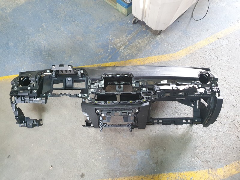 Recambio de salpicadero para mg mg hs (as23) 1.5 t (sas23) referencia OEM IAM 10580318  