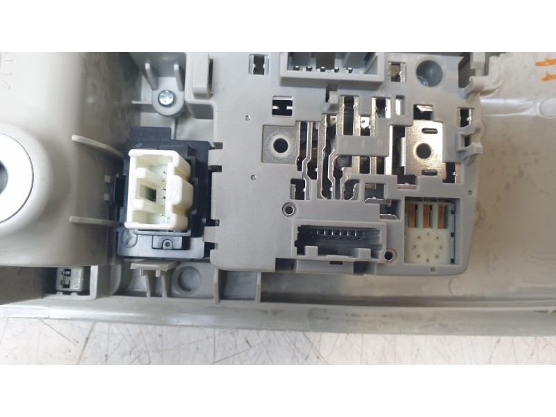 Recambio de luz interior para mazda 6 lim. (gh)(.2012) style referencia OEM IAM KD4569971  