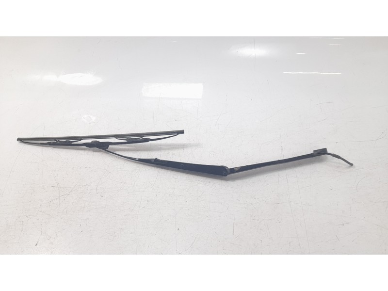 Recambio de brazo limpia delantero derecho para nissan 350 z (z33) 3.5 v6 cat referencia OEM IAM 28886CD005  