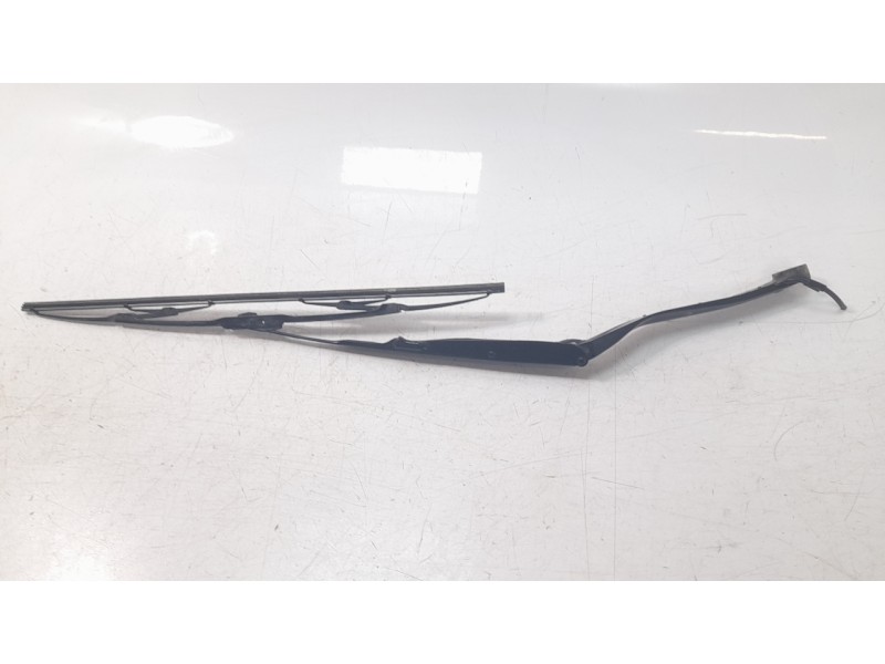 Recambio de brazo limpia delantero izquierdo para nissan 350 z (z33) 3.5 v6 cat referencia OEM IAM 28881CD006  