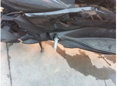 ESTRIBO LATERAL B74F74400000 