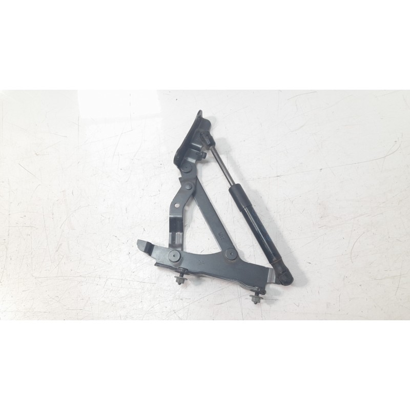 Recambio de bisagra derecha tapa maleta para mazda mx-5 (04.2015>) 1.5 16v cat referencia OEM IAM N24352720A  