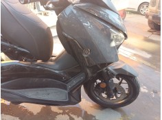 Recambio de carenado delantero derecho para yamaha x-max 125 referencia OEM IAM   
