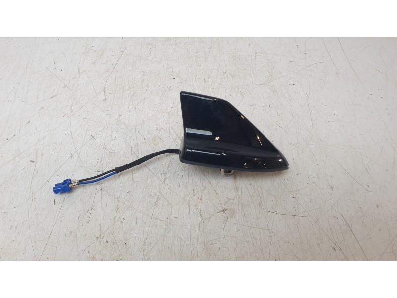 Recambio de antena para ford focus iv (hn) 1.0 ecoboost mhev referencia OEM IAM JX7T19K351EB5KBX  