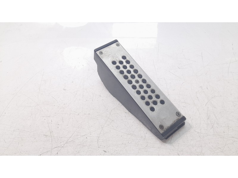 Recambio de moldura para nissan 350 z (z33) 3.5 v6 cat referencia OEM IAM 67840CD1273  